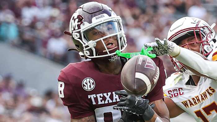 New Razorback Jordan Anthony in Texas A&M game last fall
