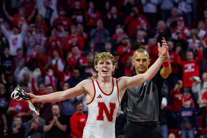 05_Jacob Van Dee_WRESvsMichigan0209