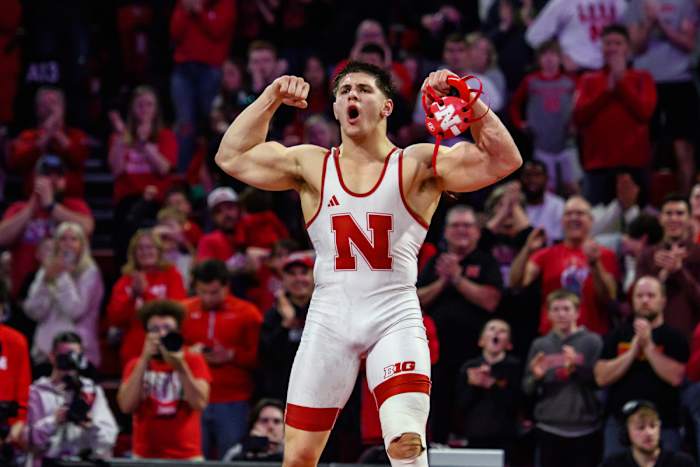 13_Lenny Pinto_WRESvsMichigan0209