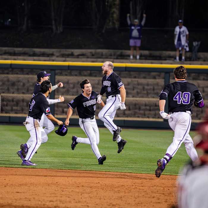 Luke Boyers walk-off