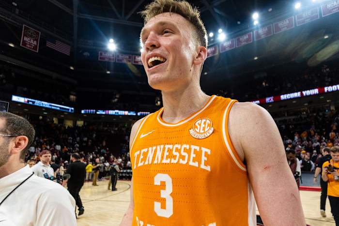 Tennessee Volunteers G Dalton Knecht during the win over South Carolina. (Photo by Jeff Blake of USA Today Sports)