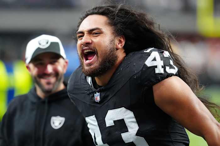 Las Vegas Raiders linebacker Kana'i Mauga (43) played five games for the Silver and Black last season.