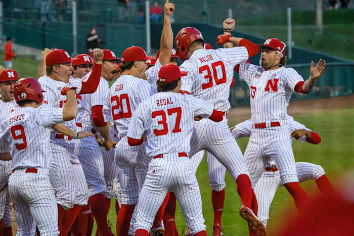 09_Will Walsh homer_BSBvsUNO0319