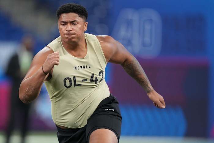 The Las Vegas Raiders could use a consistent offensive guard like Sataoa Laumea, who made four All-Pac-12 teams in his five years at Utah.