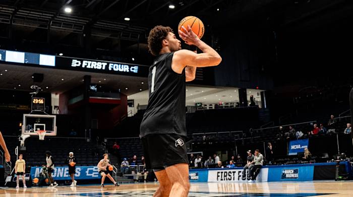 J'Vonne Hadley shooting in Dayton practice