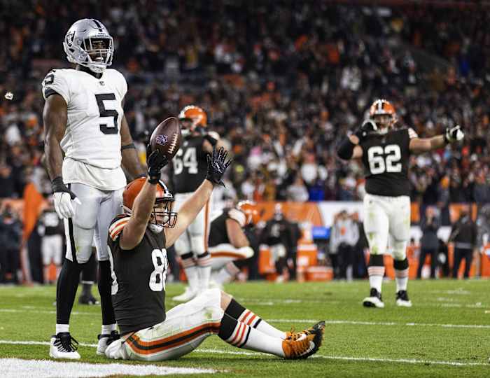 Las Vegas Raiders have a new young tight end duo in Michael Mayer and Harrison Bryant