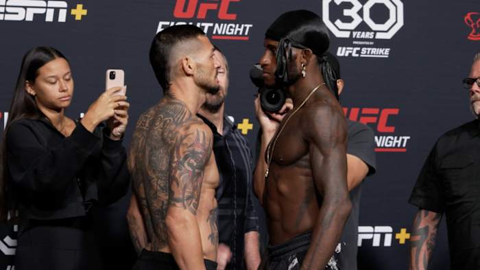 Cub Swanson and Hakeem Dawodu.