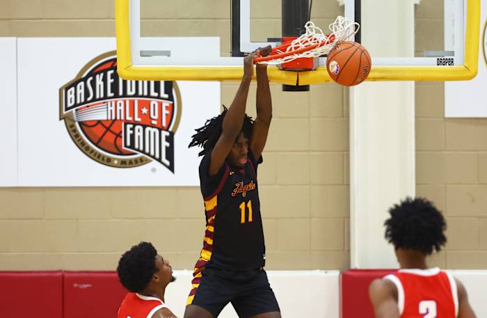 UNC basketball recruiting signee Ian Jackson