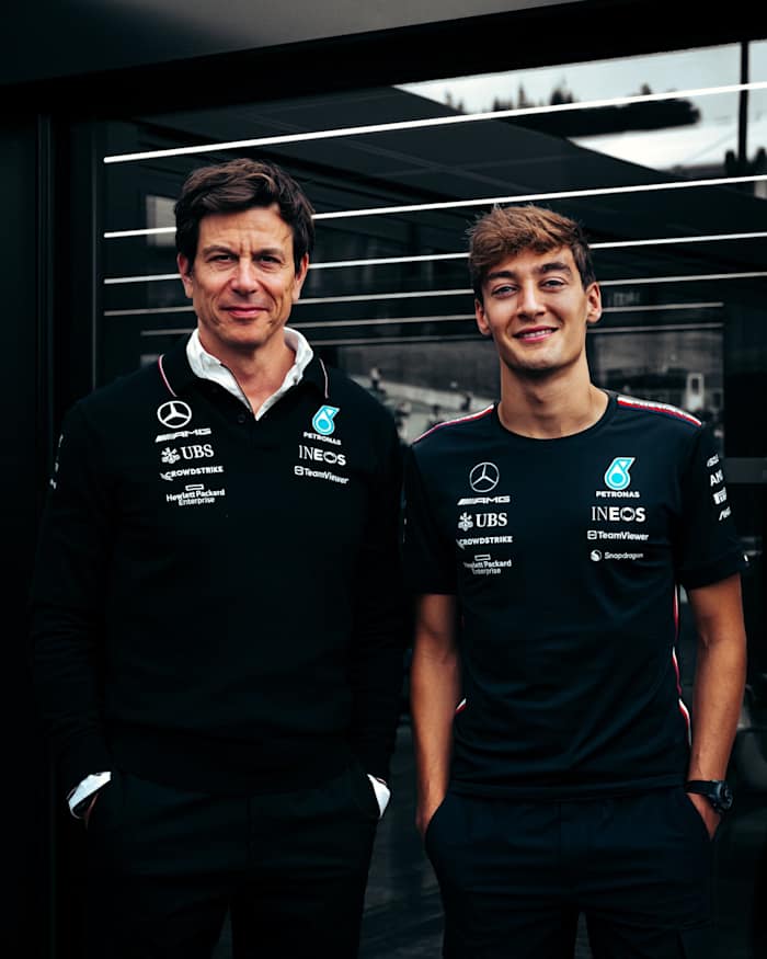 Toto Wolff - George Russell - Mercedes