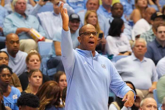 UNC basketball head coach Hubert Davis