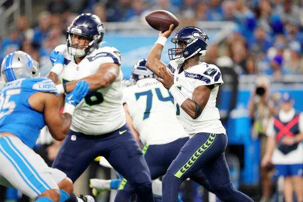 For the fifth time since the start of the 2022 season, Geno Smith threw for more than 300 yards while completing better than 70 percent of his pass attempts as the Seahawks defeated the Lions in overtim