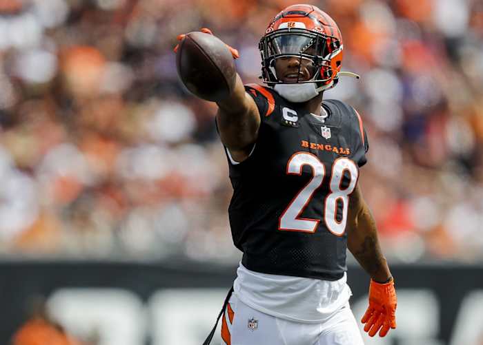 Sep 17, 2023; Cincinnati, Ohio, USA; Cincinnati Bengals running back Joe Mixon (28) reacts after a play against the Baltimore Ravens in the first half at Paycor Stadium. Mandatory Credit: Katie Stratman-USA TODAY Sports  