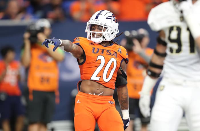 UTSA Roadrunners RB Robert Henry after scoring a touchdown against Army on September 15th, 2023, in San Antonio, Texas. (Photo by Danny Wild of USA Today Sports)