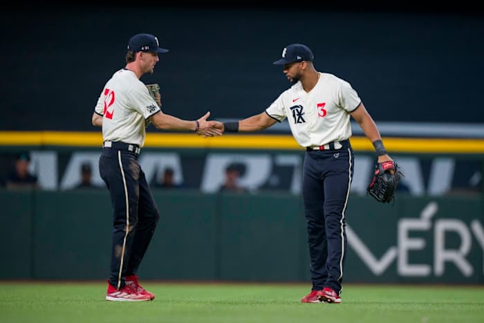 Sep 22, 2023; Arlington, Texas, USA; Texas Rangers center fielder left Carter (32) bats against the Seattle Mariners during the game at Globe Life Field. Mandatory Credit: Jerome Miron-USA TODAY Sports