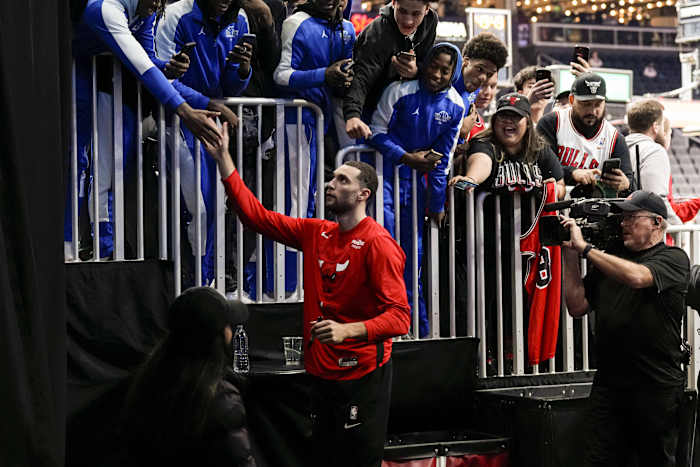 Chicago Bulls guard Zach LaVine (8) shakes hands with fans prior to the game against the Atlanta Hawks