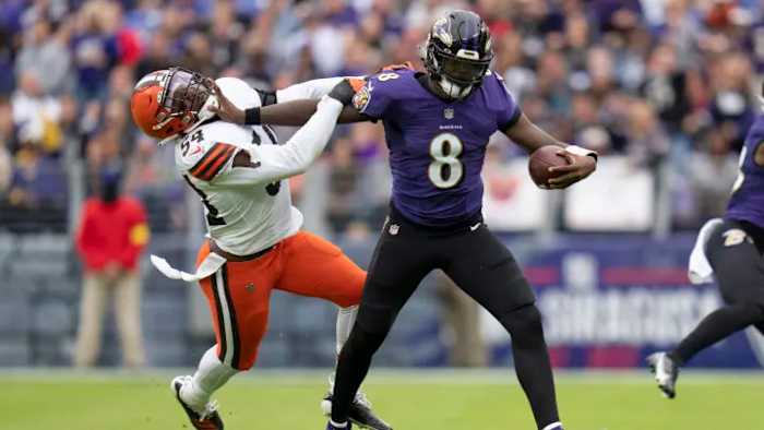 Lamar Jackson and the Ravens will be looking to sweep the Bengals at M&T Bank Stadium.