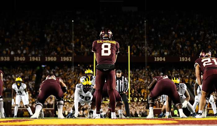 Michigan at Minnesota football 2023 USATSI_21599417