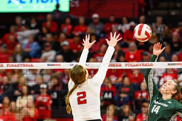 07_Bergen Reilly_VB vs Michigan State 1013