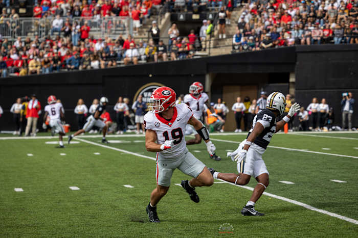 Brock Bowers Runs Open vs Vanderbilt