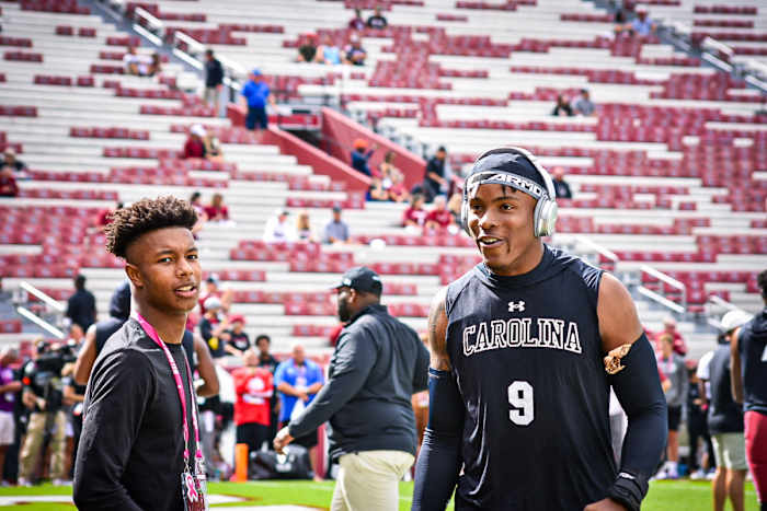 Four-Star CB Commit Braydon Lee with Gamecock EDGE #9 Desmond Umeozulu