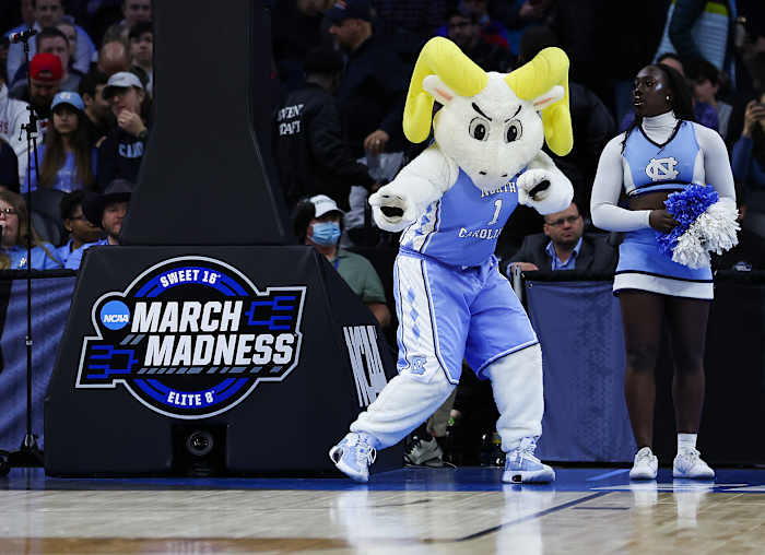 UNC basketball mascot Rameses
