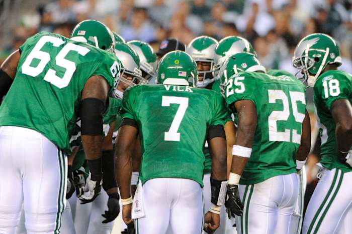 Michael Vick and the Philadelphia Eagles wore Kelly Green uniforms in Week 1 of the 2010 NFL season.