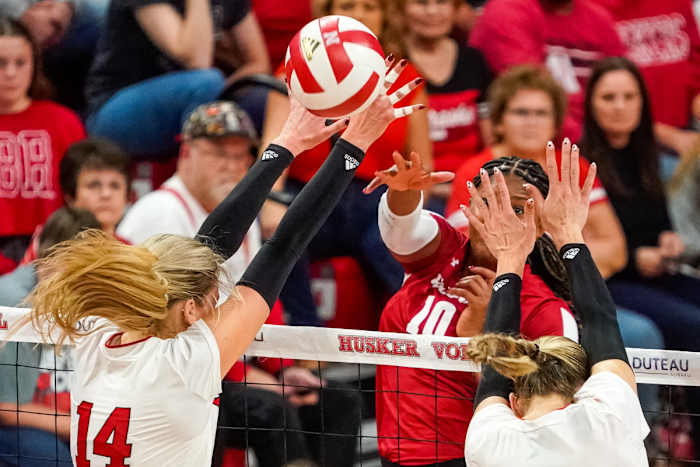Devyn Robinson vs Ally Batenhorst and Andi Jackson 2nd set 2023 Wisconsin at Nebraska volleyball USATSI_21708586