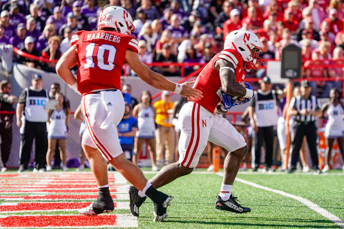 Heinrich Haarberg and Emmett Johnson 1Q 2023 Nebraska vs Northwestern football USATSI_21700990