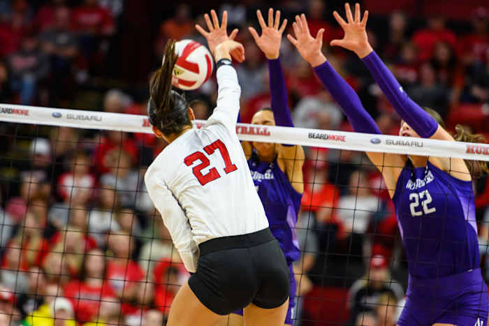 07_Harper Murray_VB vs Northwestern 1106