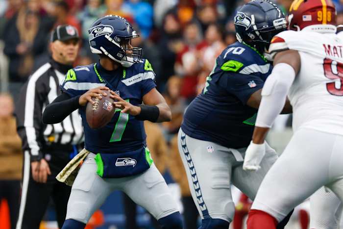Geno Smith and the Seahawks offense gained a lot of confidence from the second half vs. Washington, says Shane Waldron.