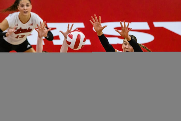 09_Bergen Reilly, Andi Jackson_VB vs Michigan 1117