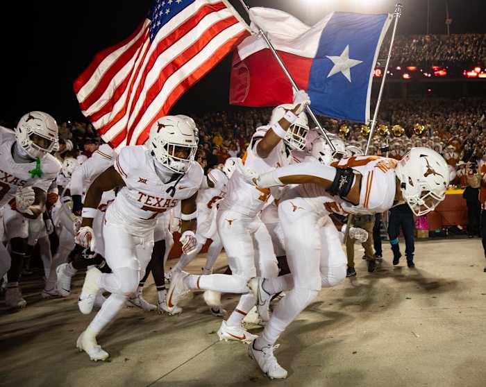 Texas Longhorns ahead of their game against Iowa State