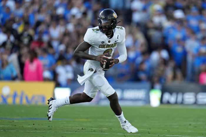 Colorado Buffaloes quarterback Shedeur Sanders (2) throws the ball against the UCLA Bruins in the first half at Rose Bowl