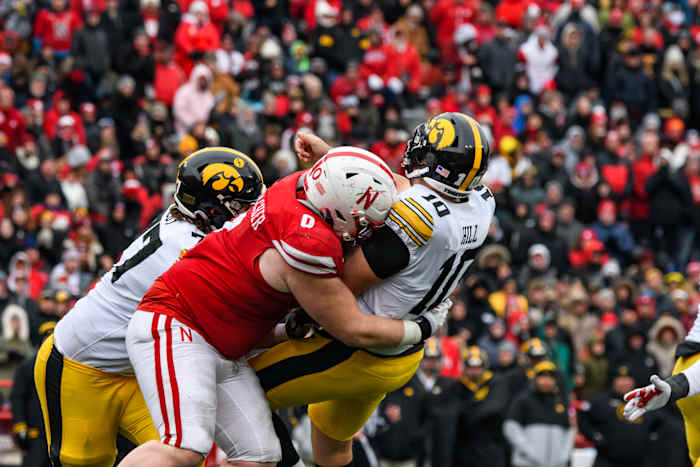 14_Nash Humacher_FB vs Iowa 1124