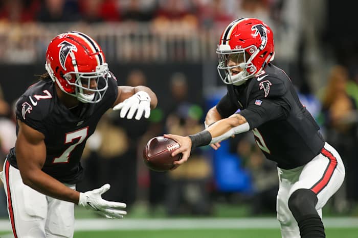 Bijan Robinson, Desmond Ridder and the Atlanta Falcons will wear their throwback uniforms in Week 12.