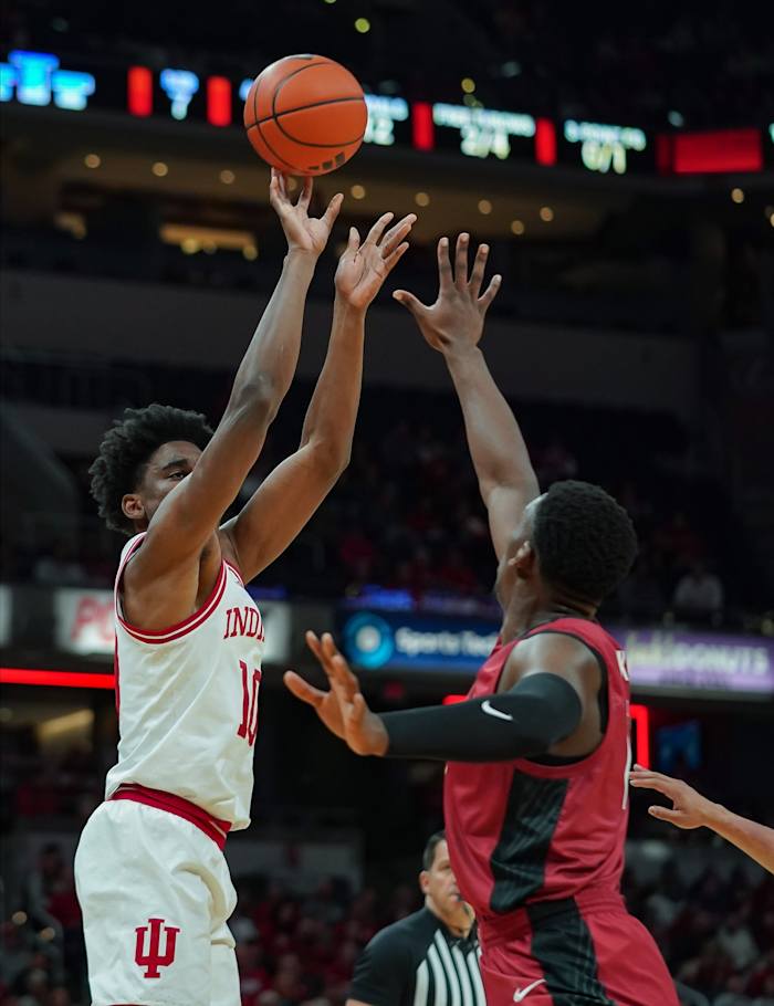Indiana Hoosiers forward Kaleb Banks (10) attempts a shot during the game against Harvard in Gainbridge Fieldhouse.  