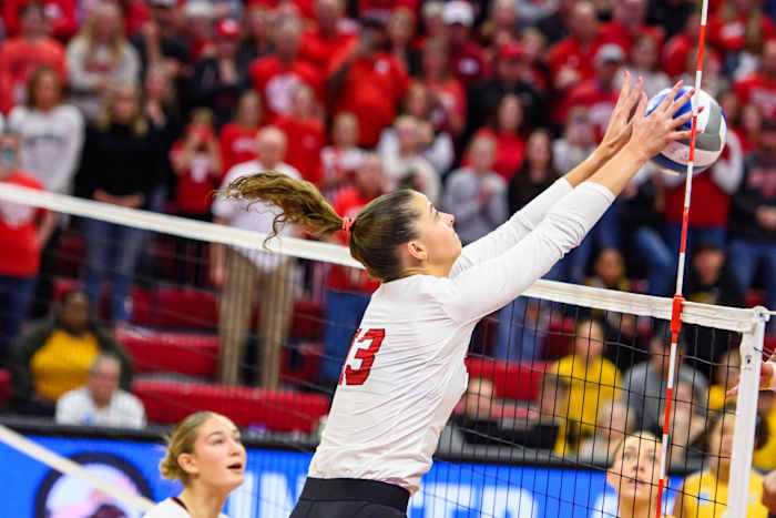 14_Merritt Beason_VB vs LIU NCAA Rd 1 1201