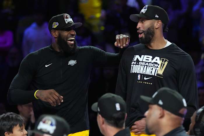 Anthony Davis y Lebron James