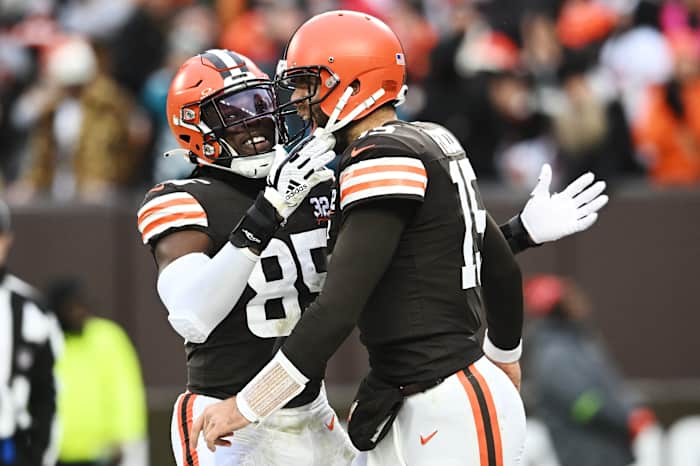 El jugador de los Browns Joe Flacco nombrado titular