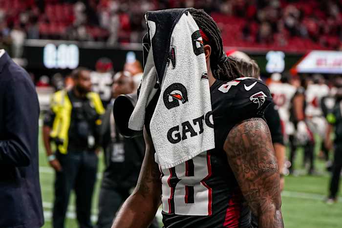 Atlanta Falcons linebacker Bud Dupree (48) leaves the field after being defeated by the Tampa Bay Buccaneers at Mercedes-Benz Stadium.