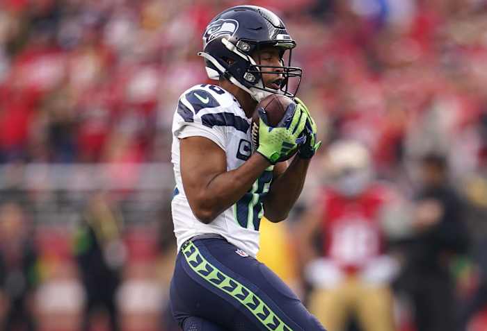 Seattle Seahawks wide receiver Tyler Lockett (16) makes a catch against the San Francisco 49ers in the third quarter at Levi's Stadium.