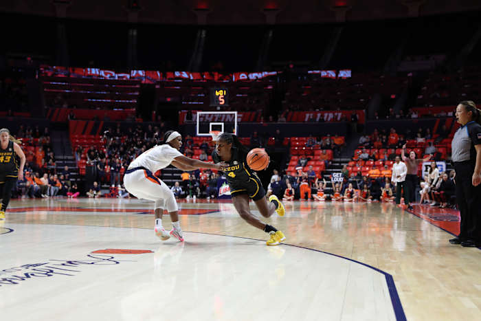 Mama Dembele achieved 20 points, 4 assists, and 2 steals, allowing her to pass Raeshara Brown (2007-11) for sixth on Missouri's all-time career assist leaderboard.