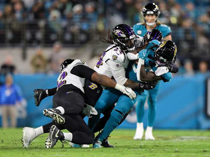Jadeveon Clowney has 8.5 sacks for the Baltimore Ravens this season.