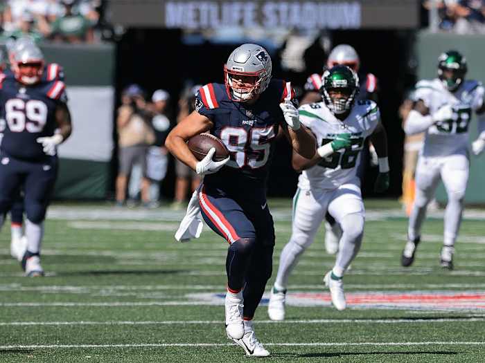 Patriots - Hunter Henry Jets