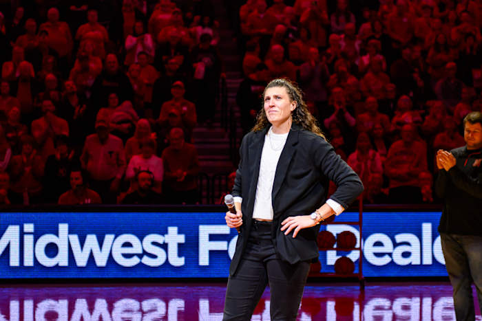 06_Jordan Hooper_WBB vs Indiana 0107