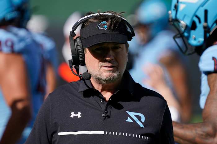 Mar 5, 2023; Arlington, TX, USA; Arlington Renegades head coach Bob Stoops on the sidelines against the Orlando Guardians during the first half at Choctaw Stadium. Mandatory Credit: Raymond Carlin III-USA TODAY Sports