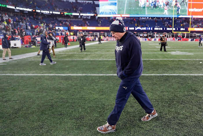 Patriots - Bill Belichick Leaving Field