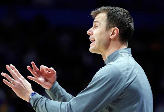 Duke basketball head coach Jon Scheyer