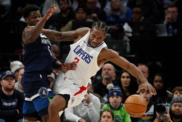 Anthony Edwards defends Kawhi Leonard