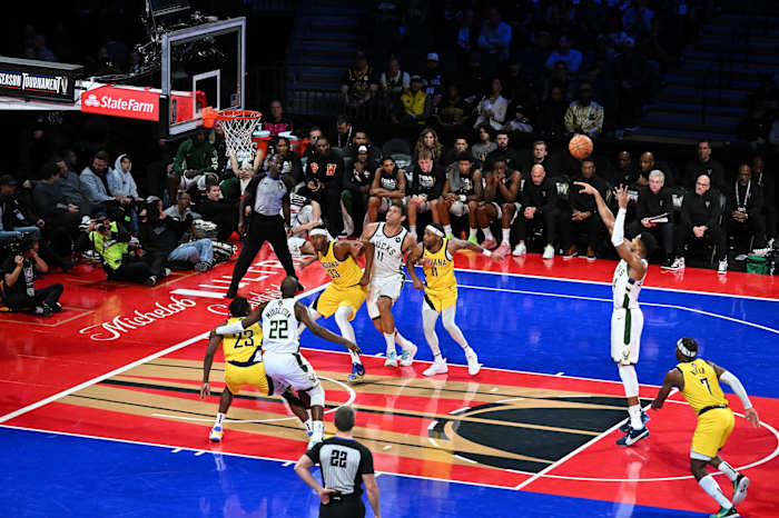  Dec 7, 2023; Las Vegas, Nevada, USA; Milwaukee Bucks forward Giannis Antetokounmpo (34) shoots a free-throw against the Indiana Pacers